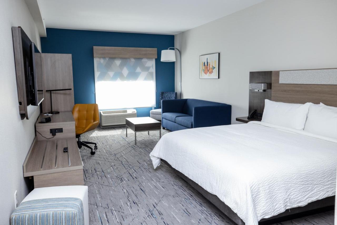 Holiday Inn Express & Suites Tampa Stadium - Airport Area By Ihg Dış mekan fotoğraf