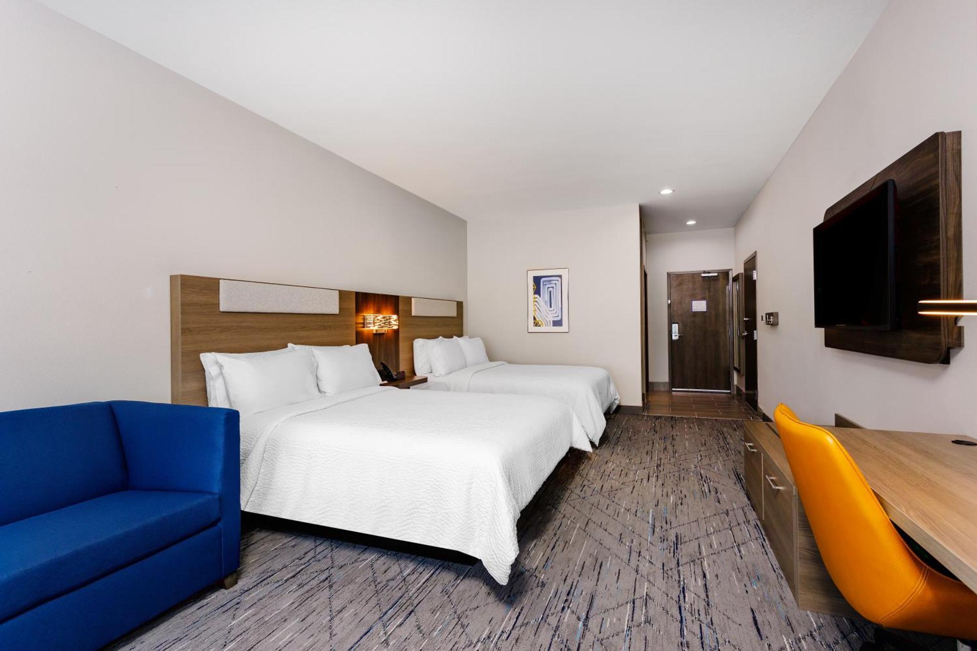 Holiday Inn Express & Suites Tampa Stadium - Airport Area By Ihg Dış mekan fotoğraf