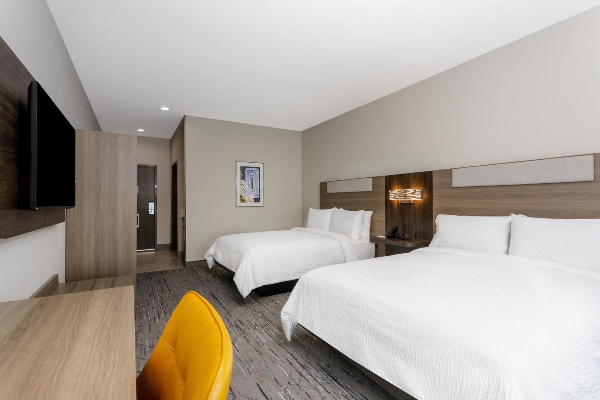 Holiday Inn Express & Suites Tampa Stadium - Airport Area By Ihg Dış mekan fotoğraf
