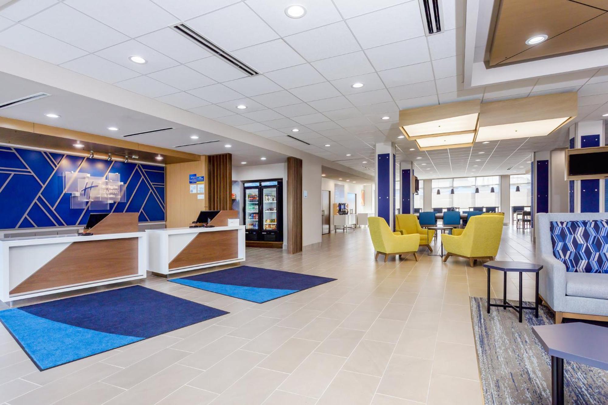 Holiday Inn Express & Suites Tampa Stadium - Airport Area By Ihg Dış mekan fotoğraf