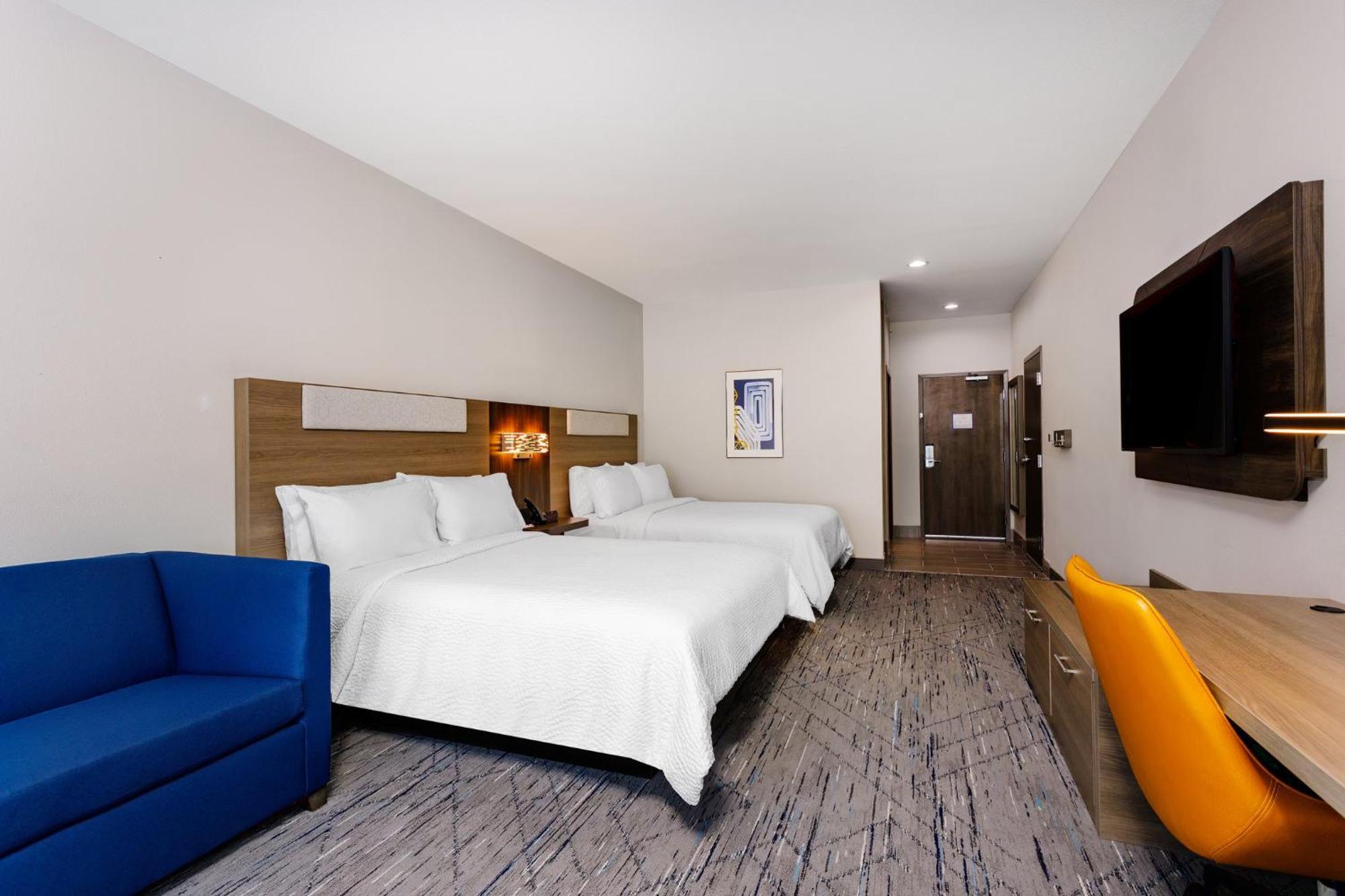 Holiday Inn Express & Suites Tampa Stadium - Airport Area By Ihg Dış mekan fotoğraf